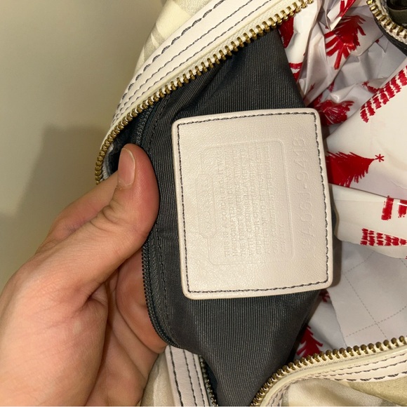 Coach Hobo Purse - Picture 7 of 7